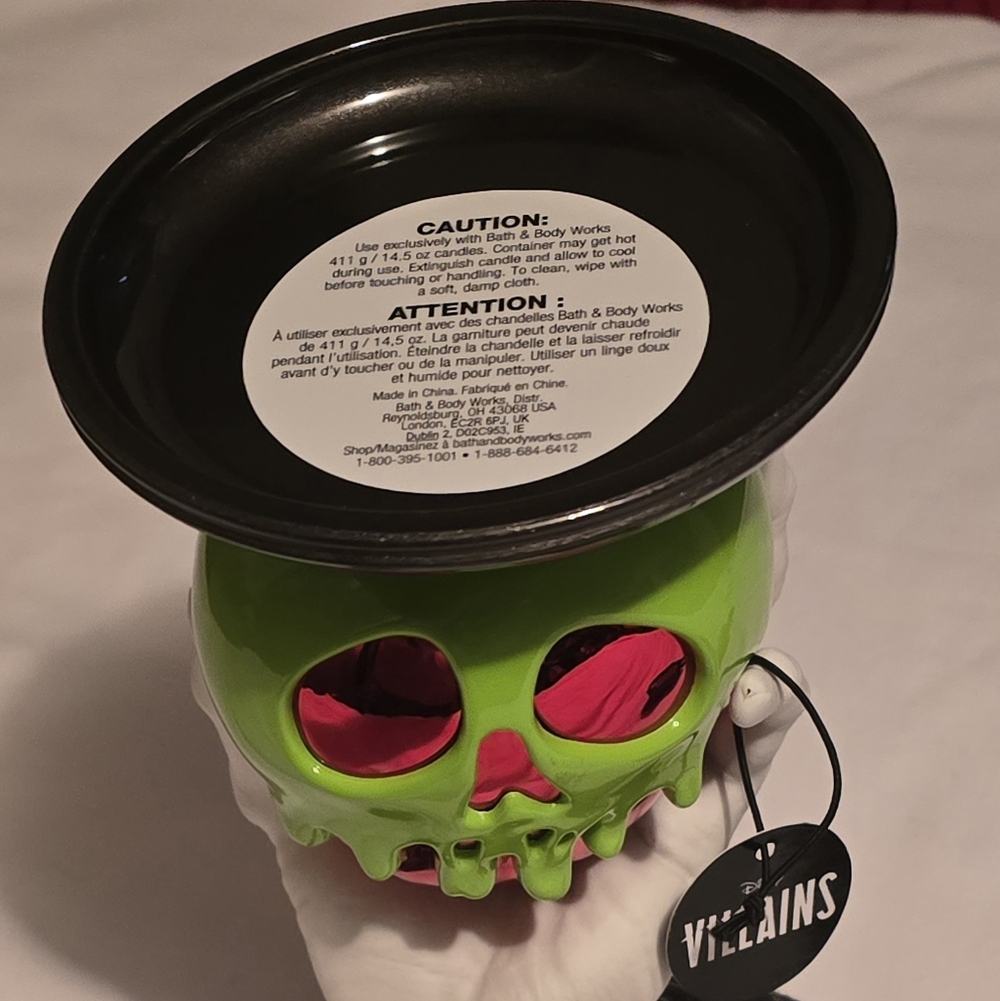 **NEW** Bath & Body Evil Queen Poison Apple 3Wick Candle Holder (Glows) & Extras - Picture 5 of 10